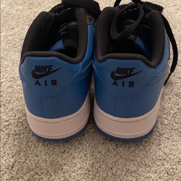 NIKE Air Force 1 - Picture 4 of 5